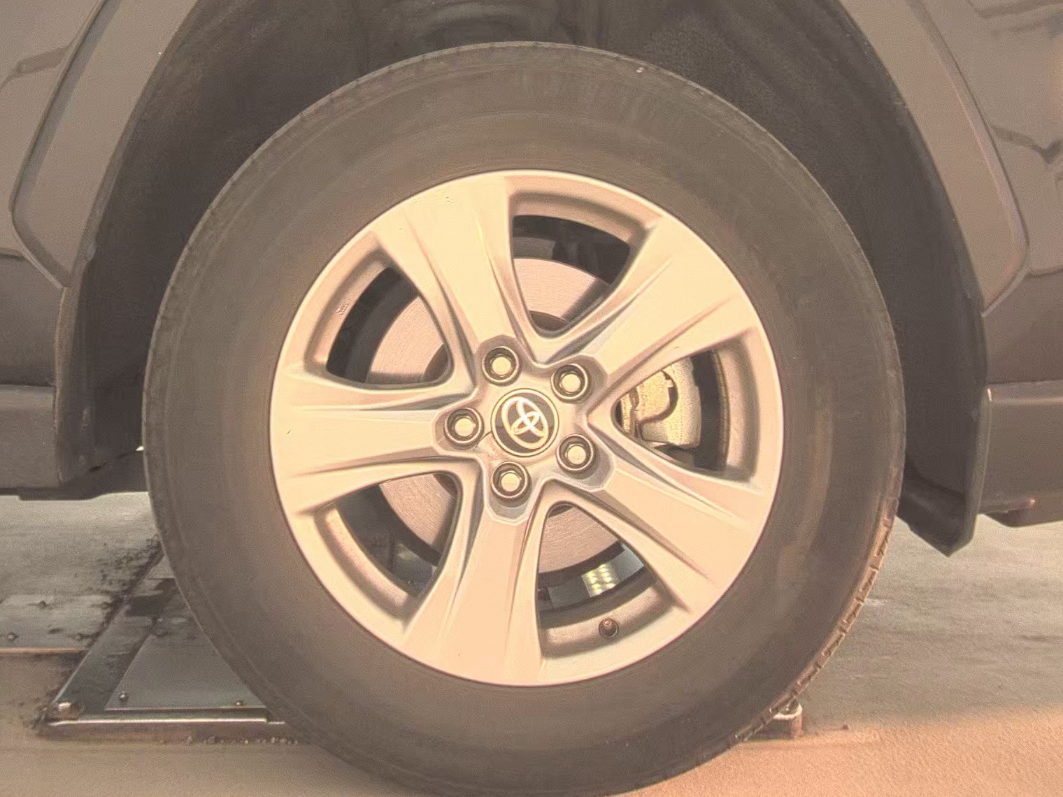 2024 Toyota RAV4 XLE AWD