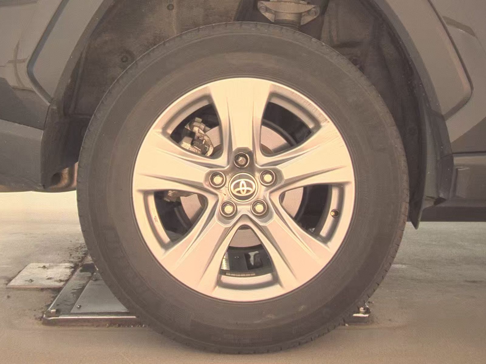 2024 Toyota RAV4 XLE AWD