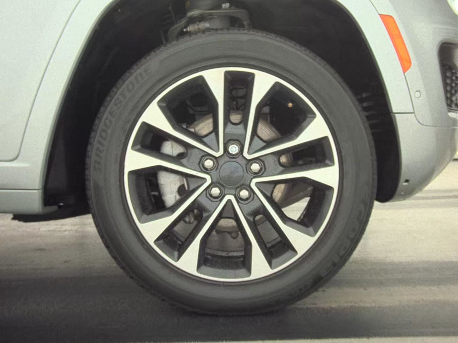 2022 Jeep Grand Cherokee Overland AWD