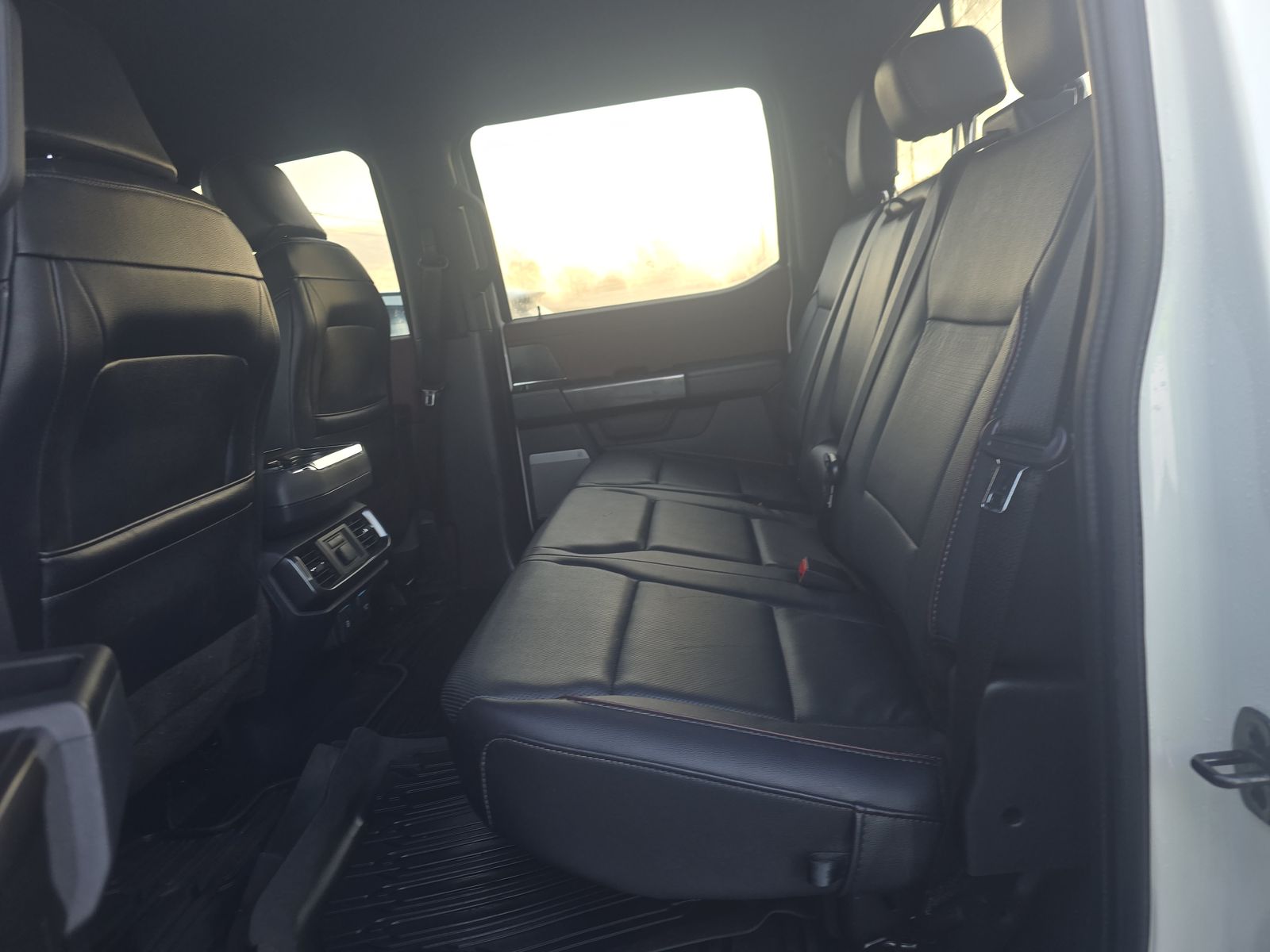 2023 Ford F-150 Hybrid Lariat AWD