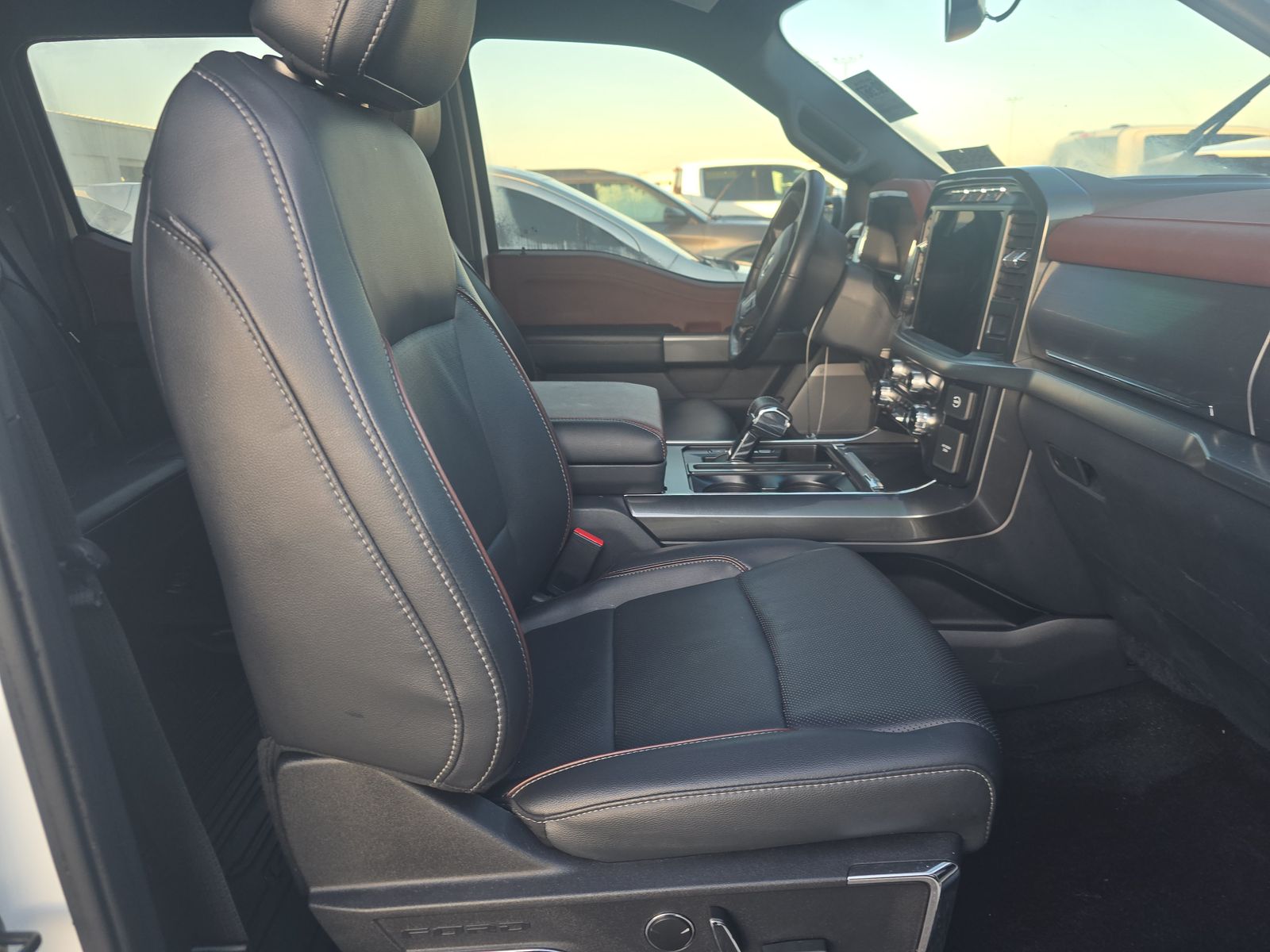 2023 Ford F-150 Hybrid Lariat AWD