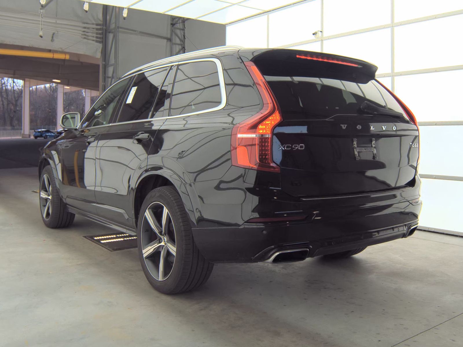 2019 Volvo XC90 T6 R-Design AWD