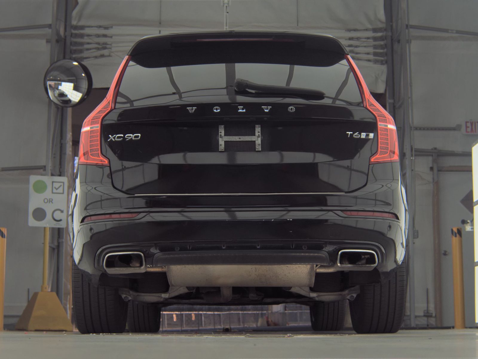 2019 Volvo XC90 T6 R-Design AWD