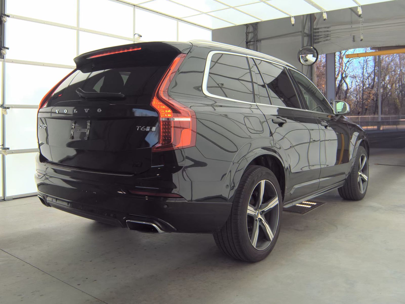 2019 Volvo XC90 T6 R-Design AWD