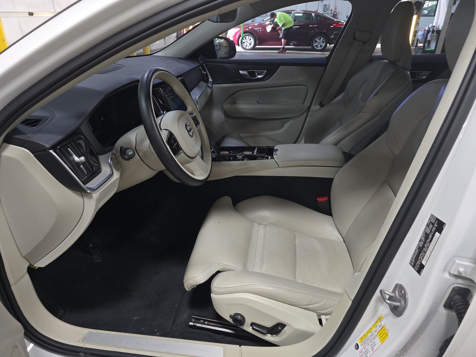 2024 Volvo S60 Recharge T8 Ultimate AWD