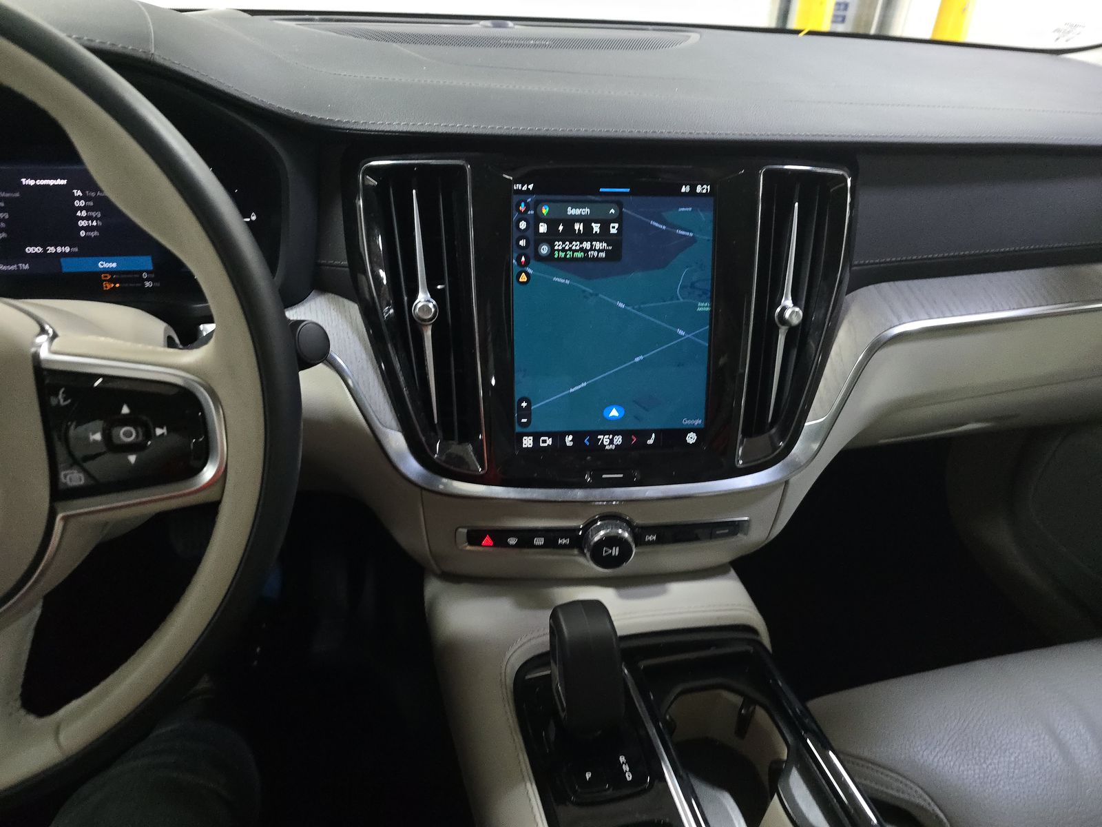 2024 Volvo S60 Recharge T8 Ultimate AWD