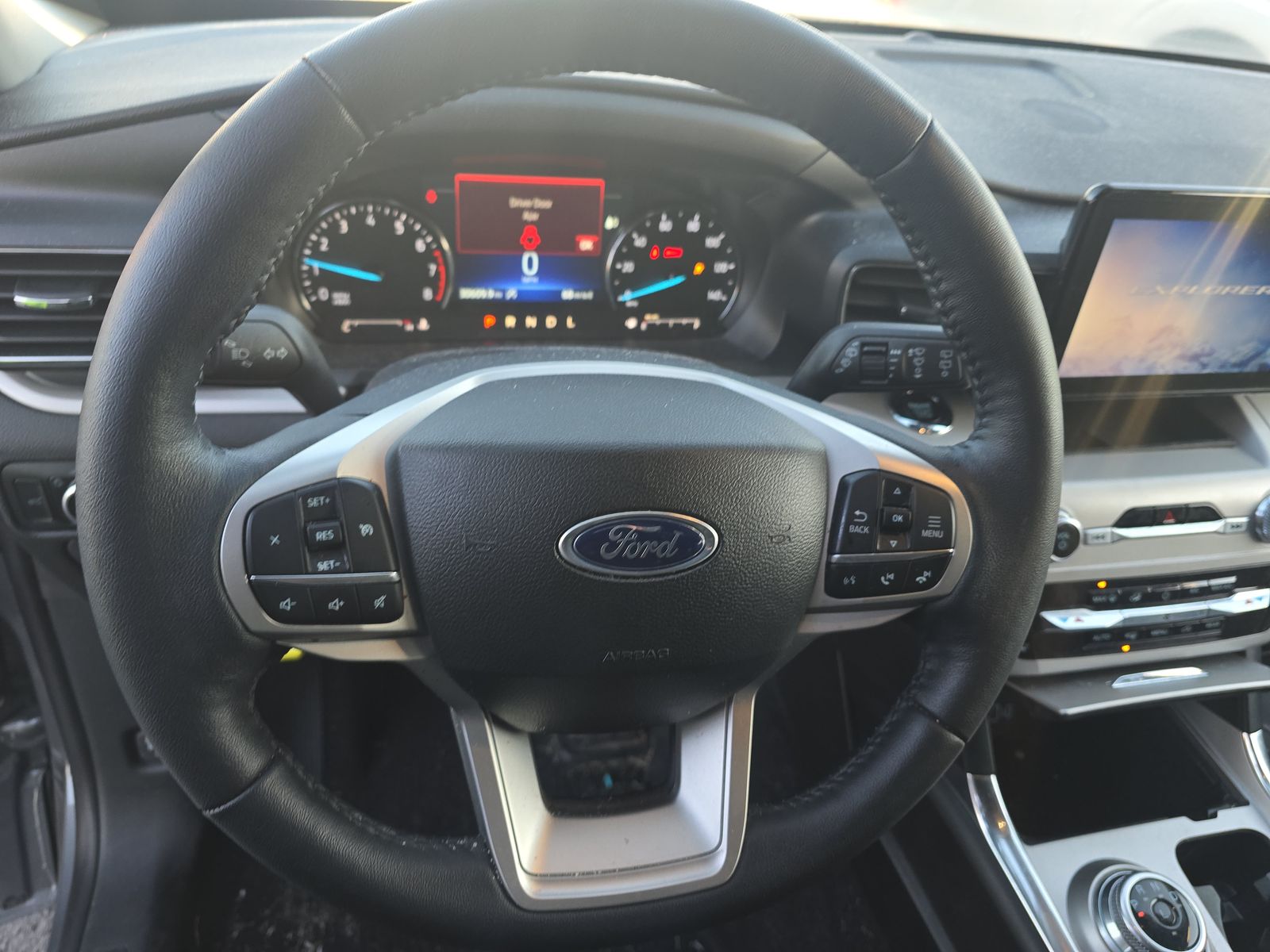 2023 Ford Explorer XLT AWD