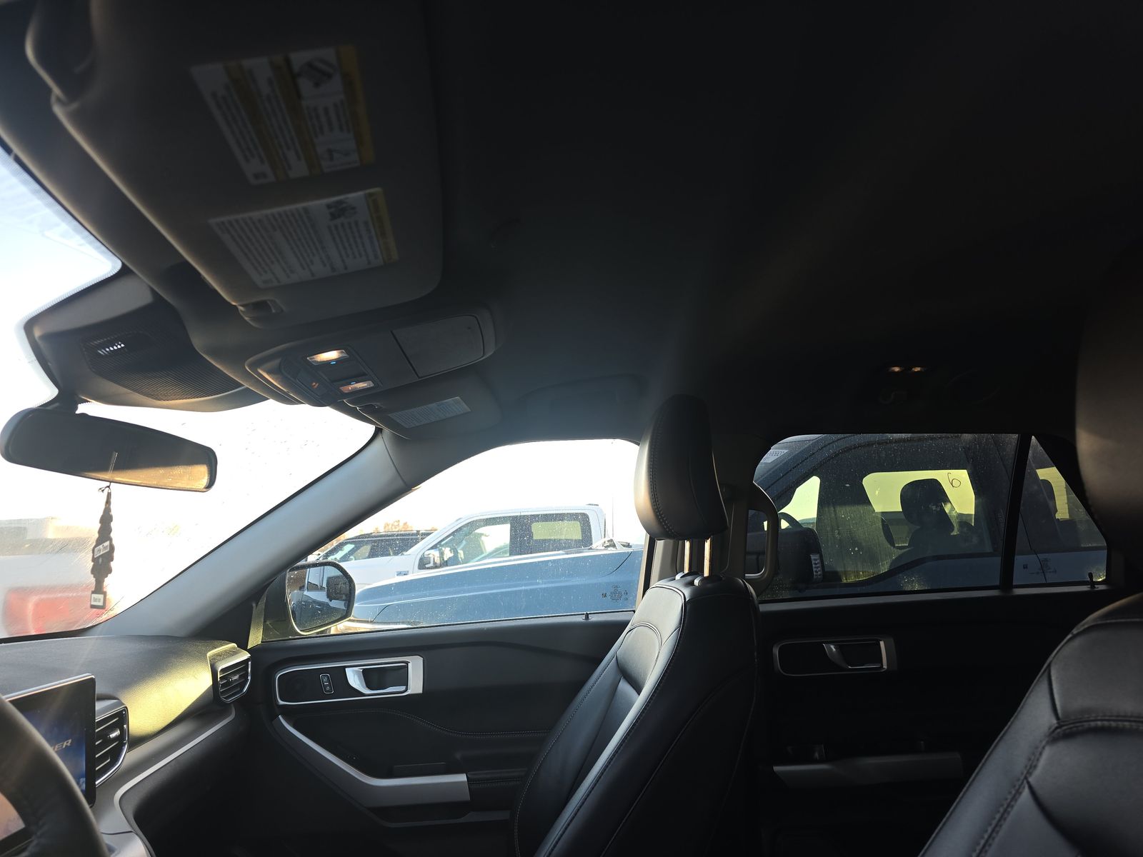 2023 Ford Explorer XLT AWD