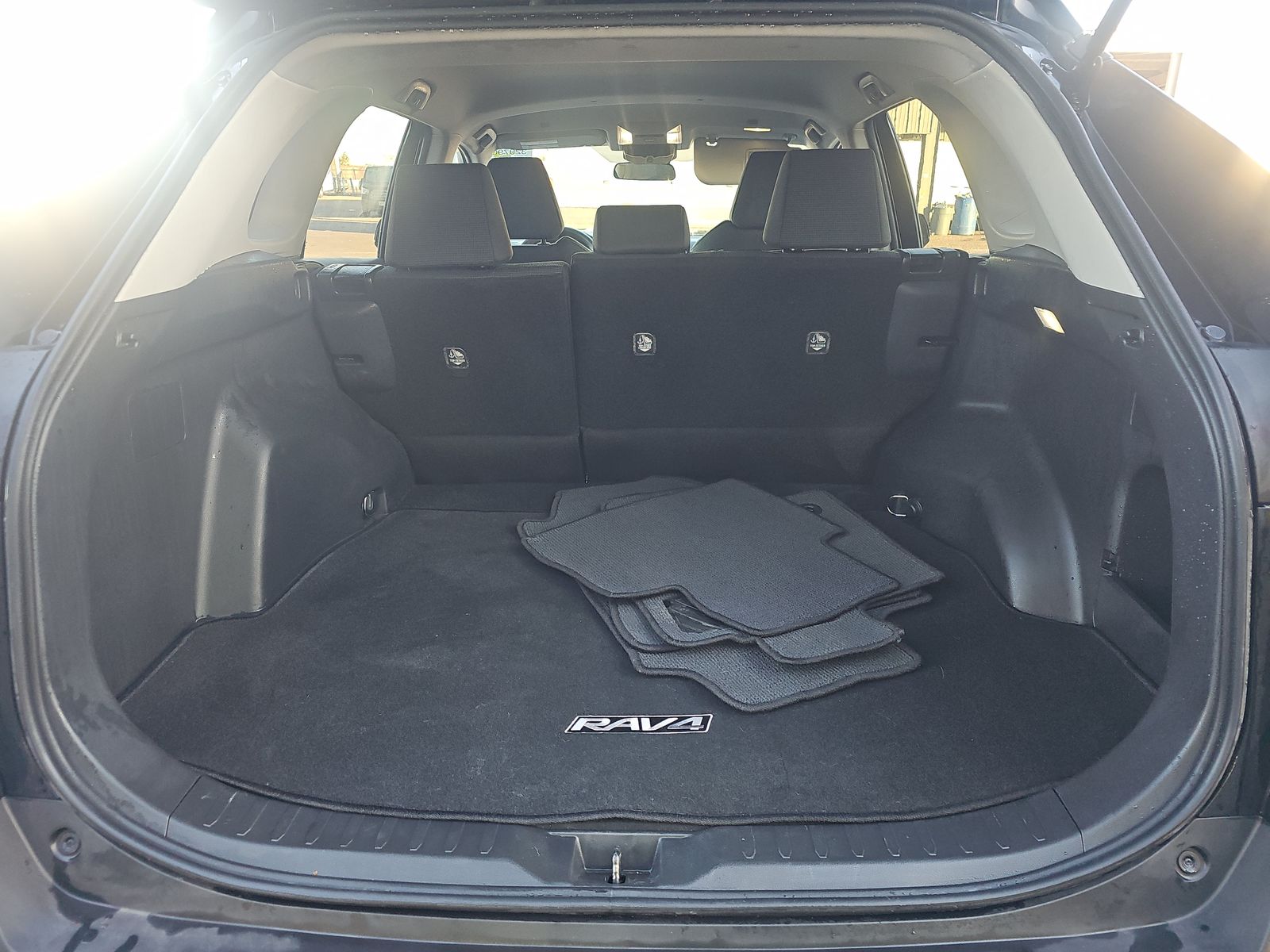 2025 Toyota RAV4 LE AWD