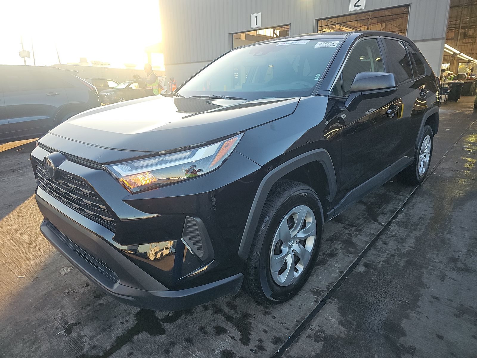 2025 Toyota RAV4 LE AWD