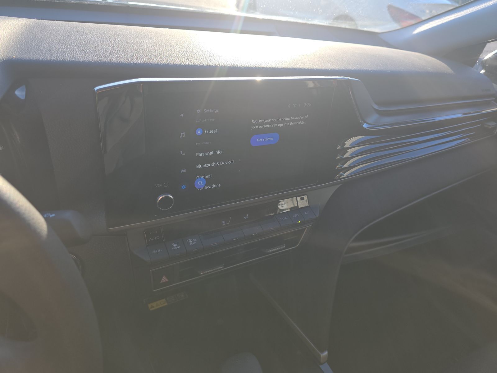 2025 Toyota Camry LE FWD