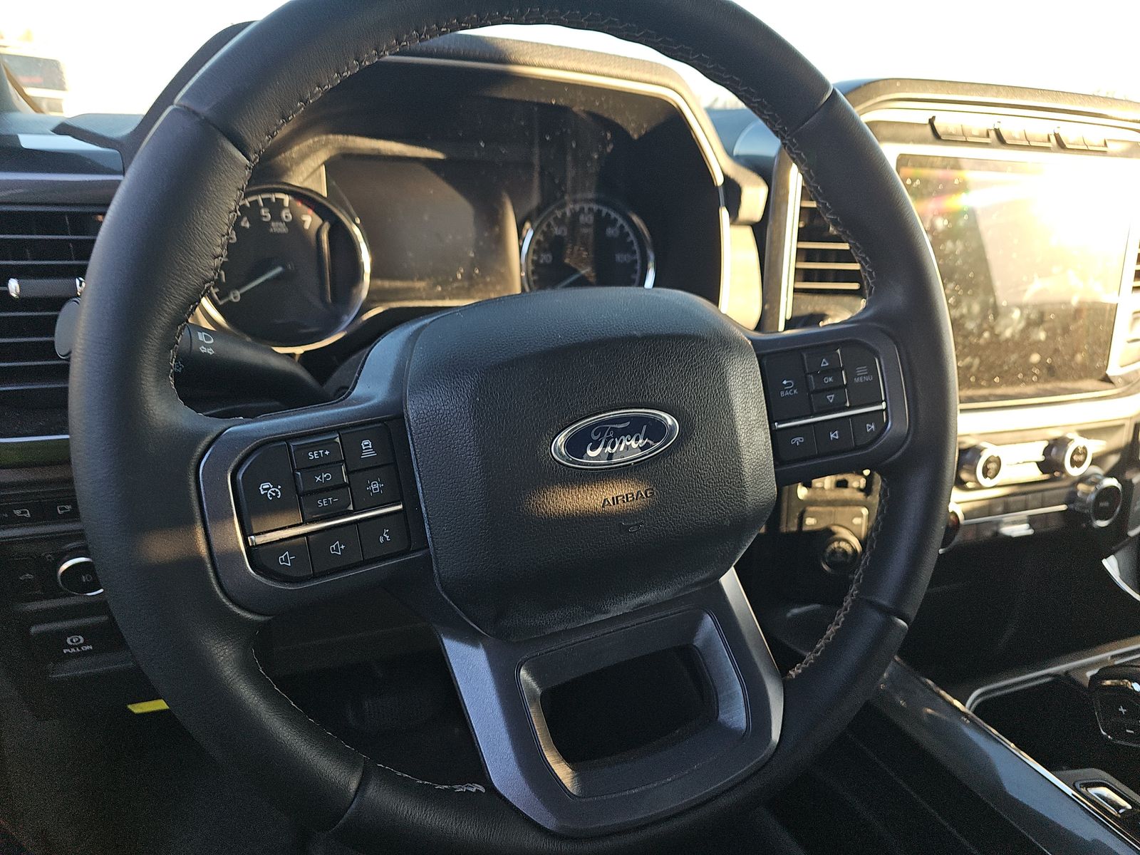 2023 Ford F-150 XLT AWD