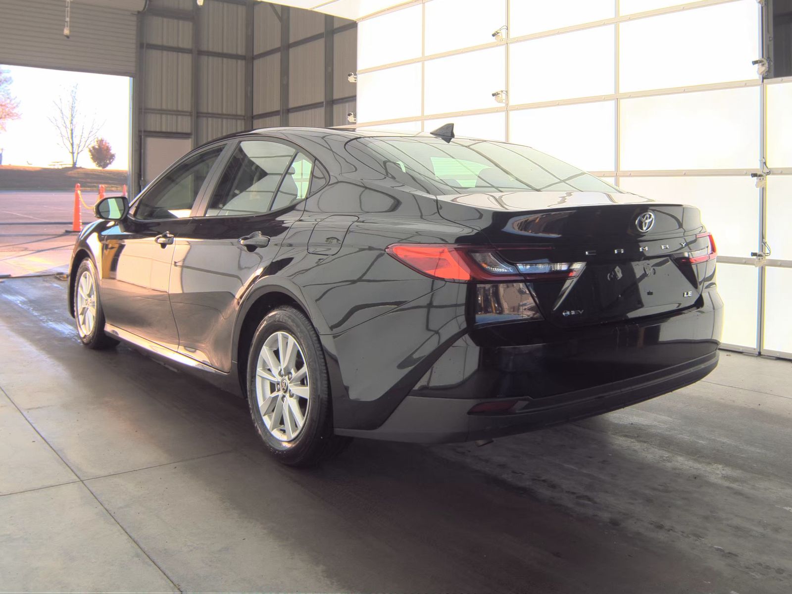 2025 Toyota Camry LE FWD