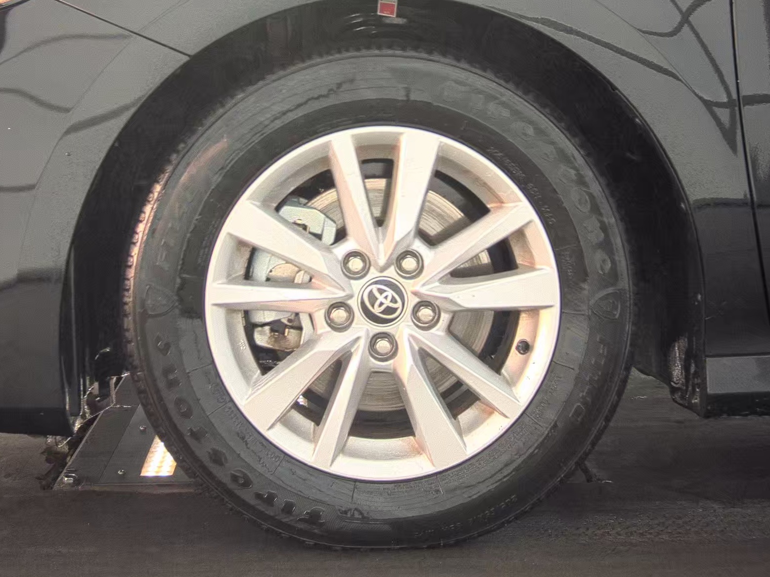 2025 Toyota Camry LE FWD