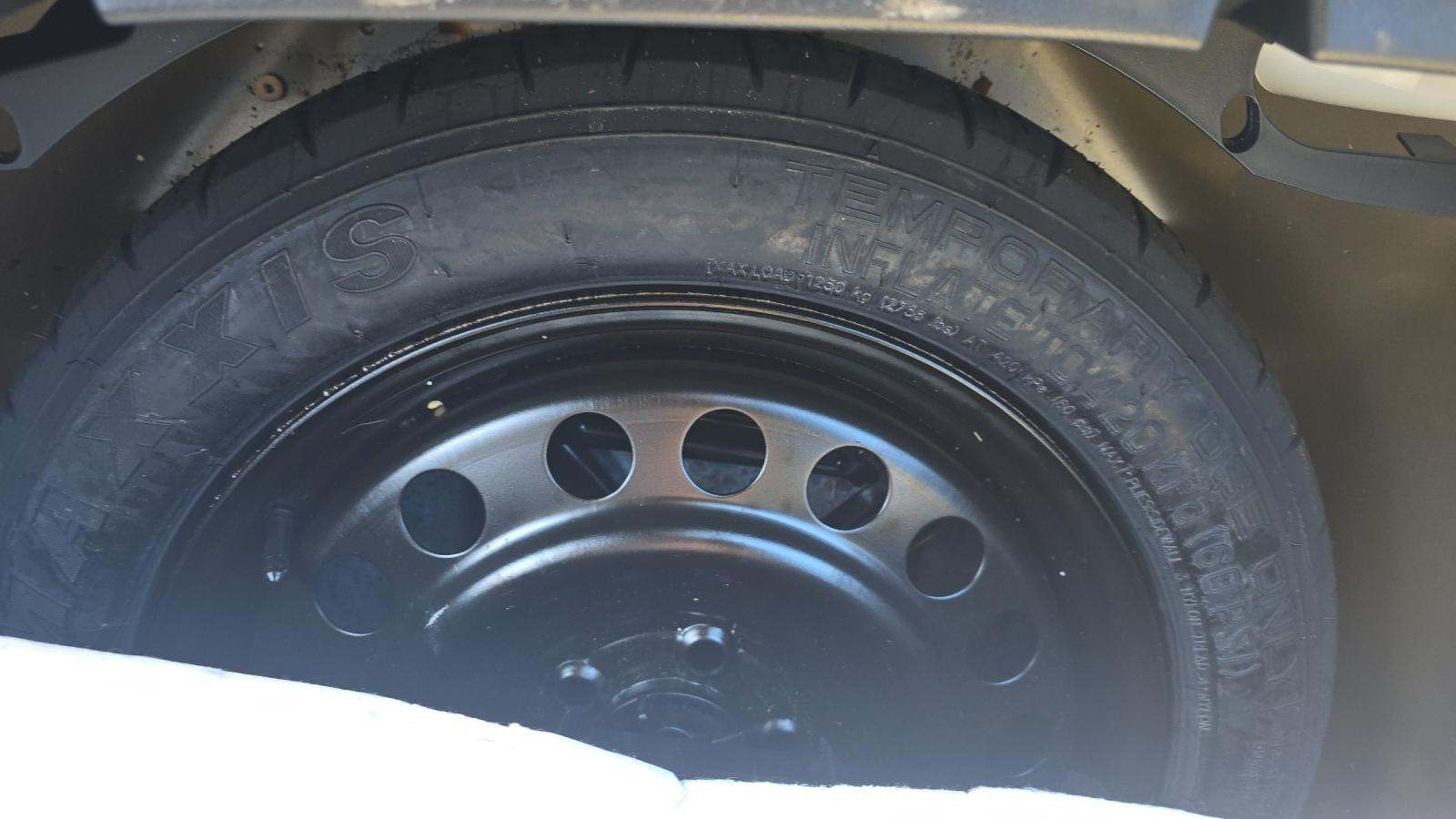 2023 Ford Explorer XLT AWD