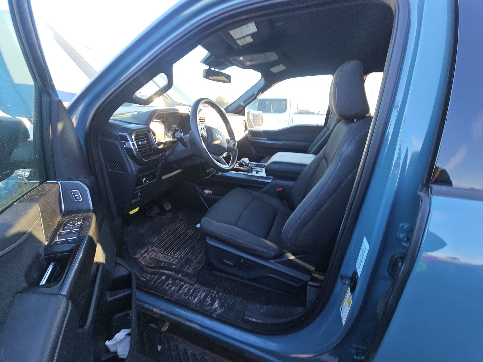 2023 Ford F-150 XLT AWD