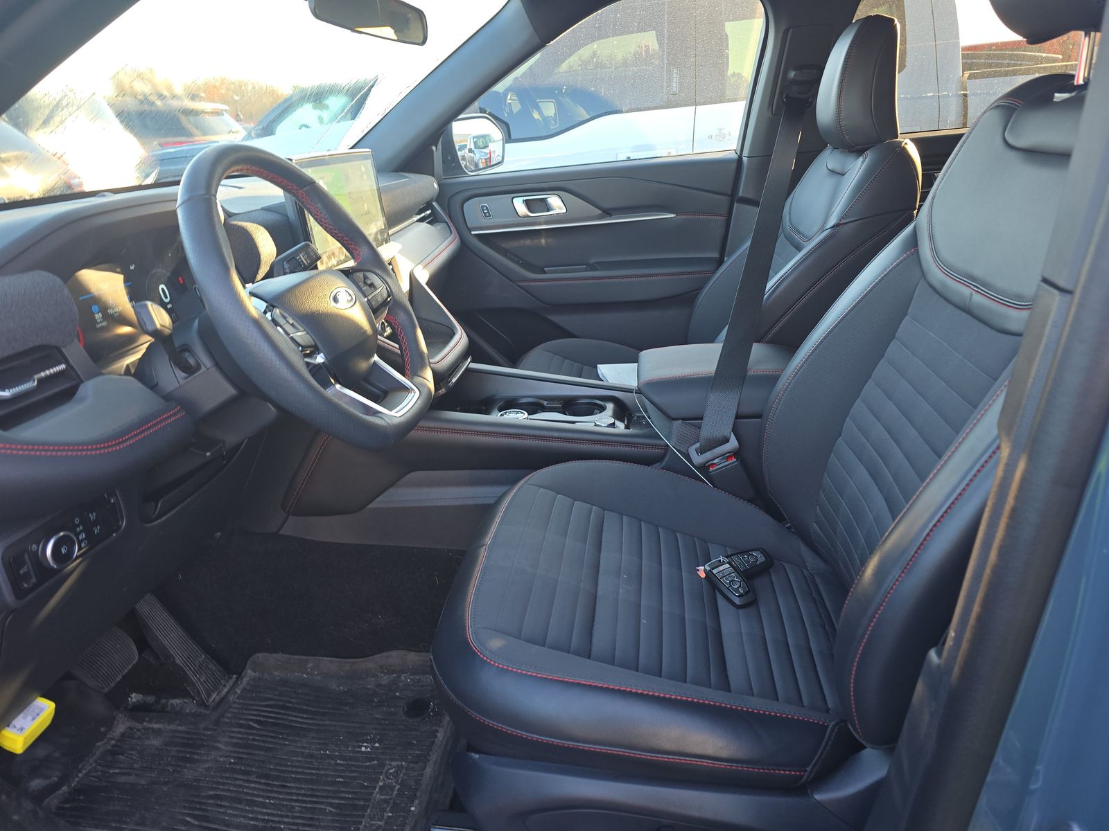 2025 Ford Explorer ST-Line AWD