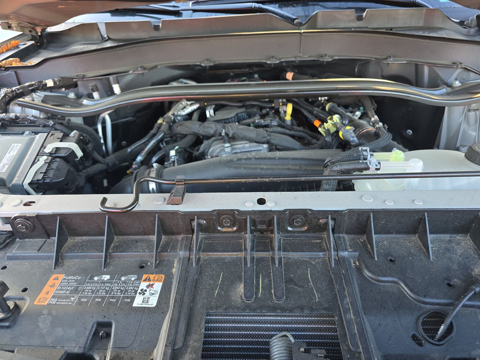 2025 Ford Explorer ST-Line AWD