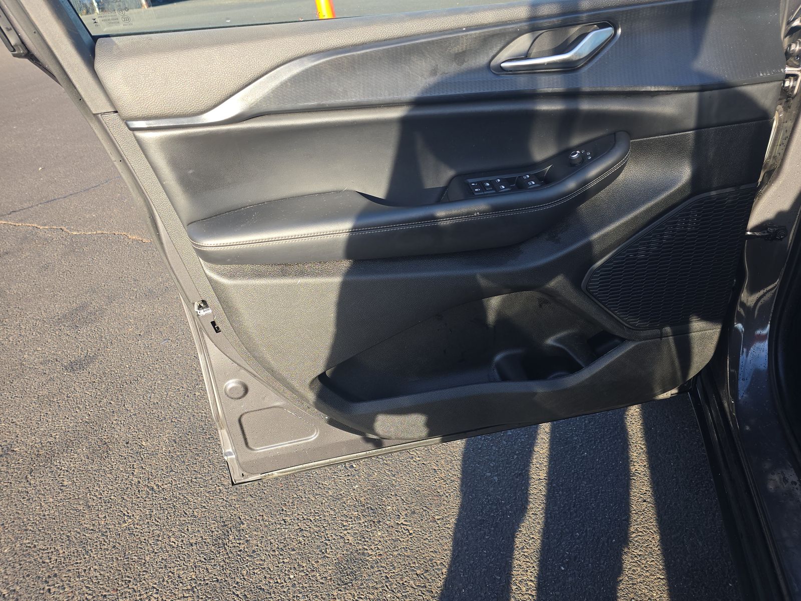 2023 Jeep Grand Cherokee Laredo AWD