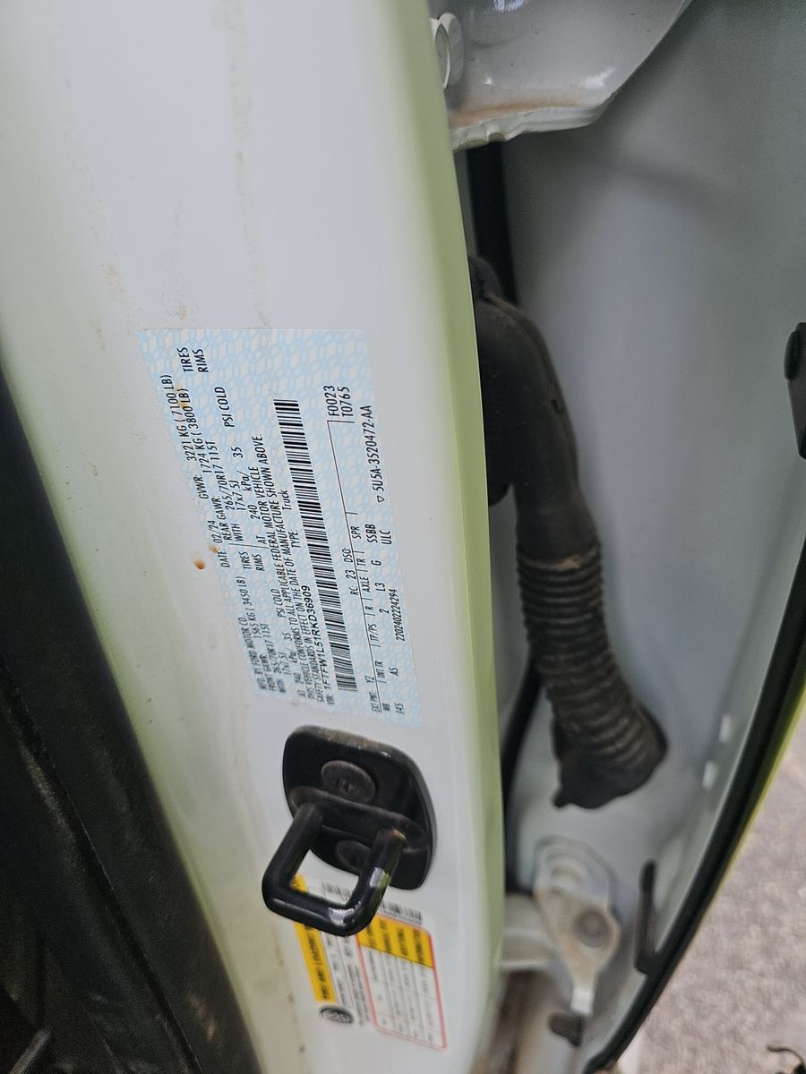 2024 Ford F-150 XL AWD