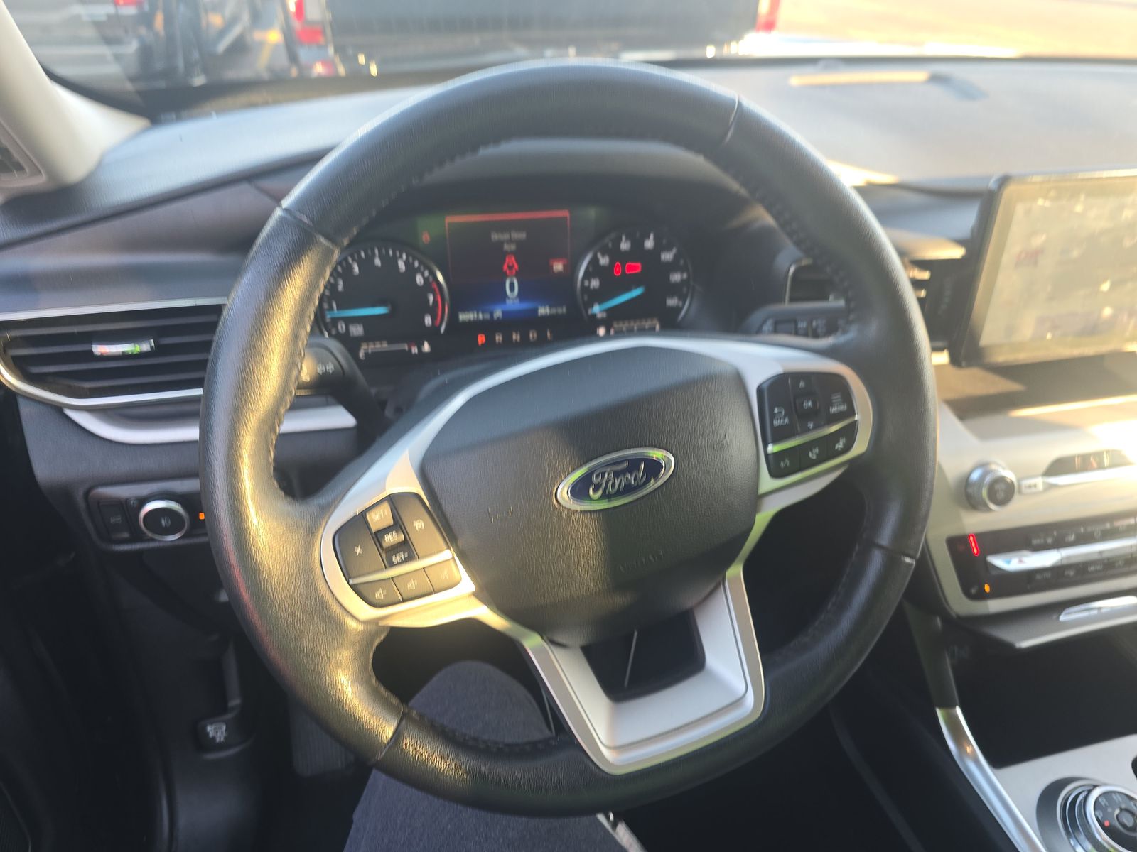 2024 Ford Explorer XLT RWD