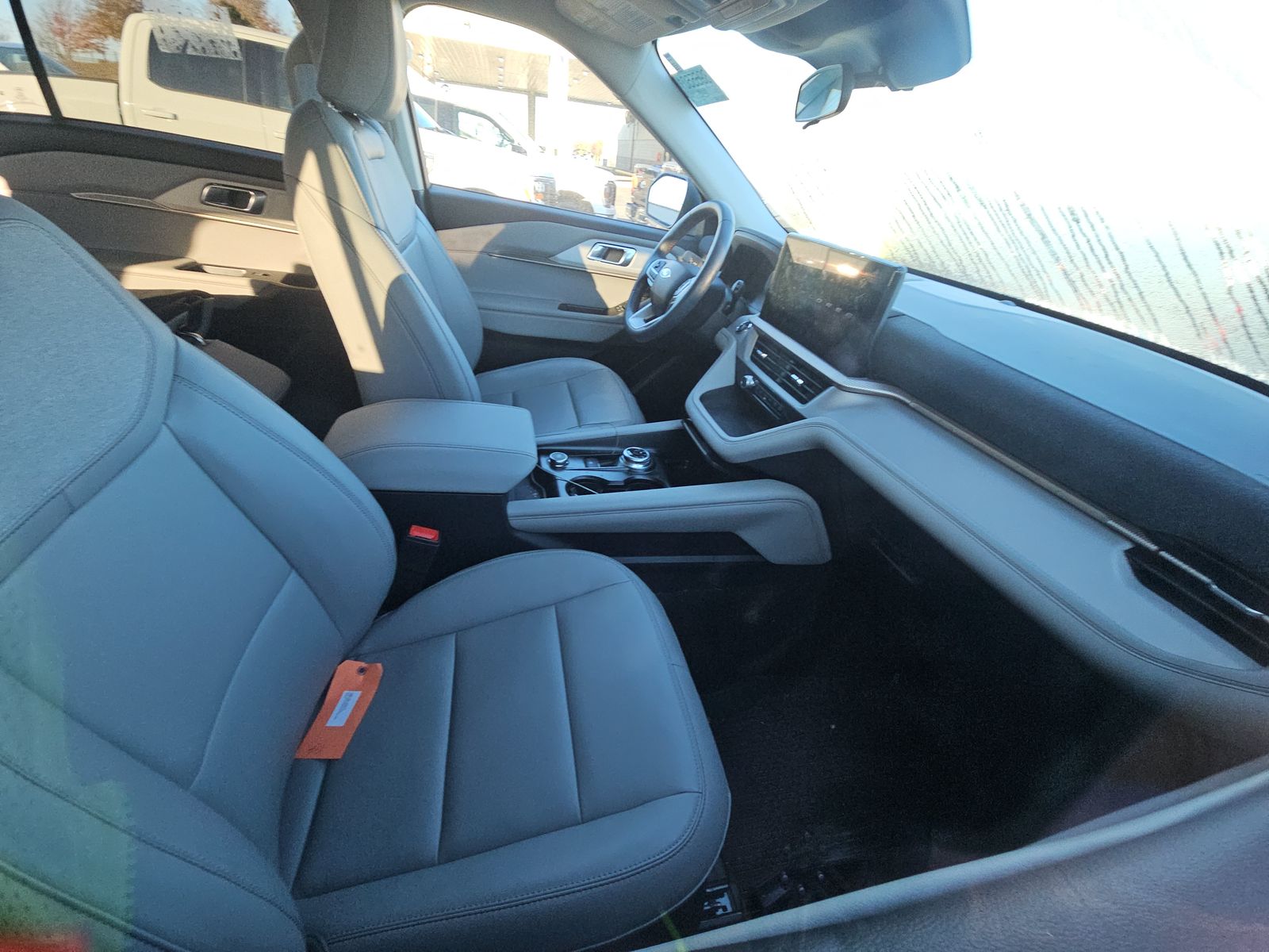 2025 Ford Explorer Active AWD