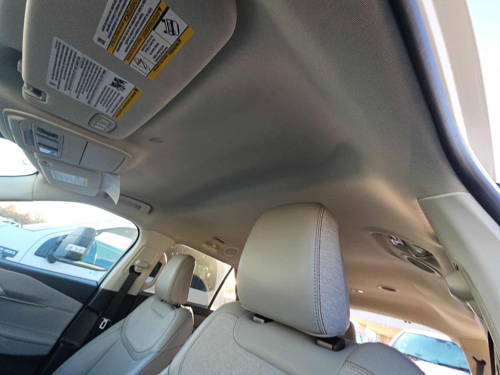 2025 Ford Explorer Active AWD