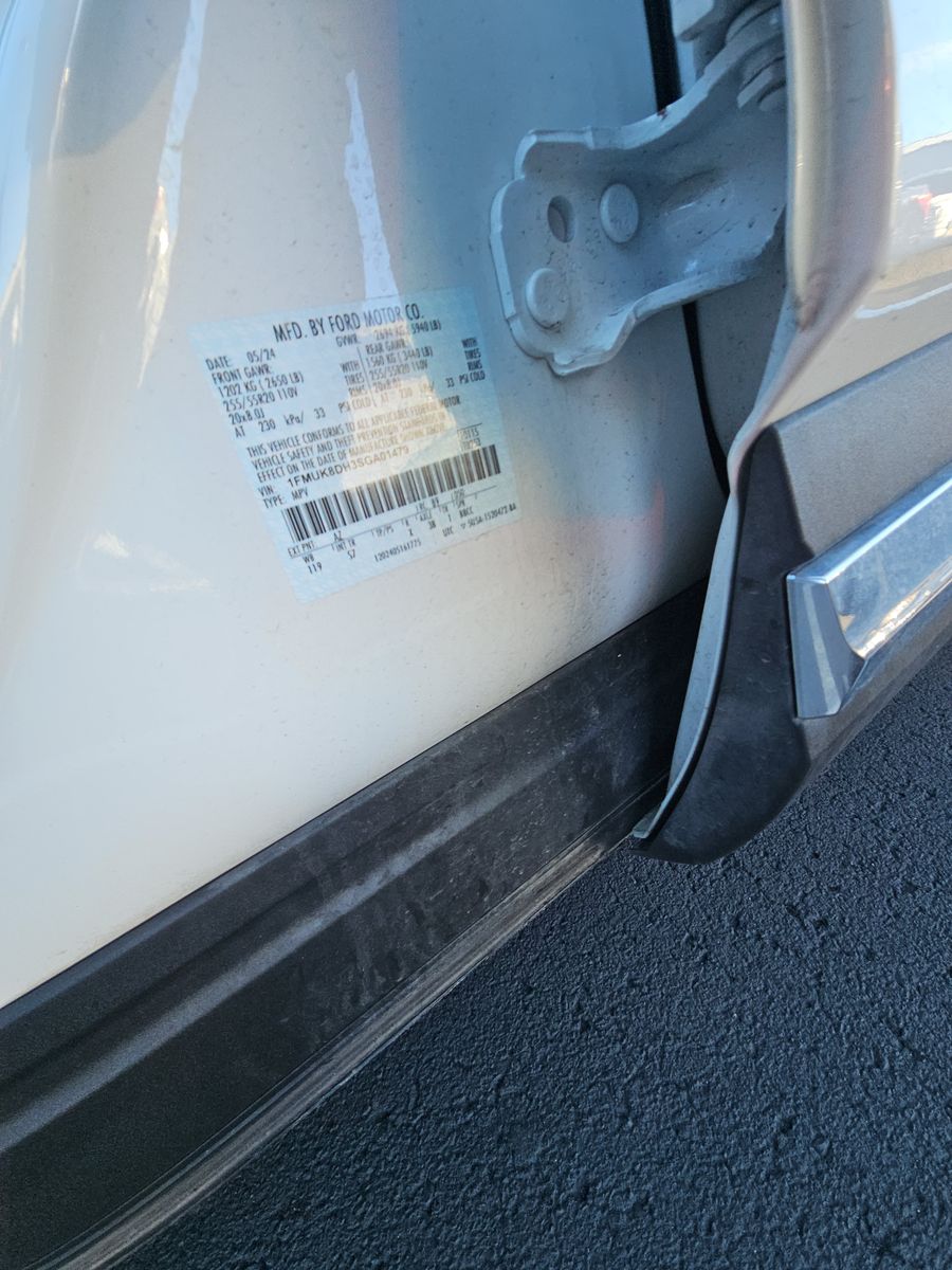 2025 Ford Explorer Active AWD