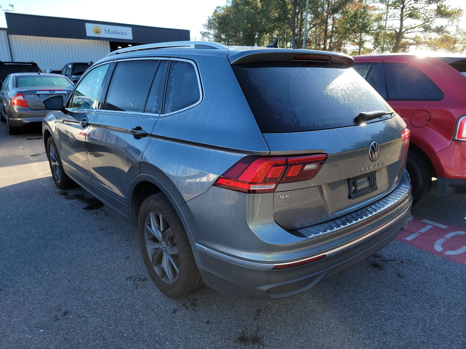 2022 Volkswagen Tiguan 2.0T SE FWD