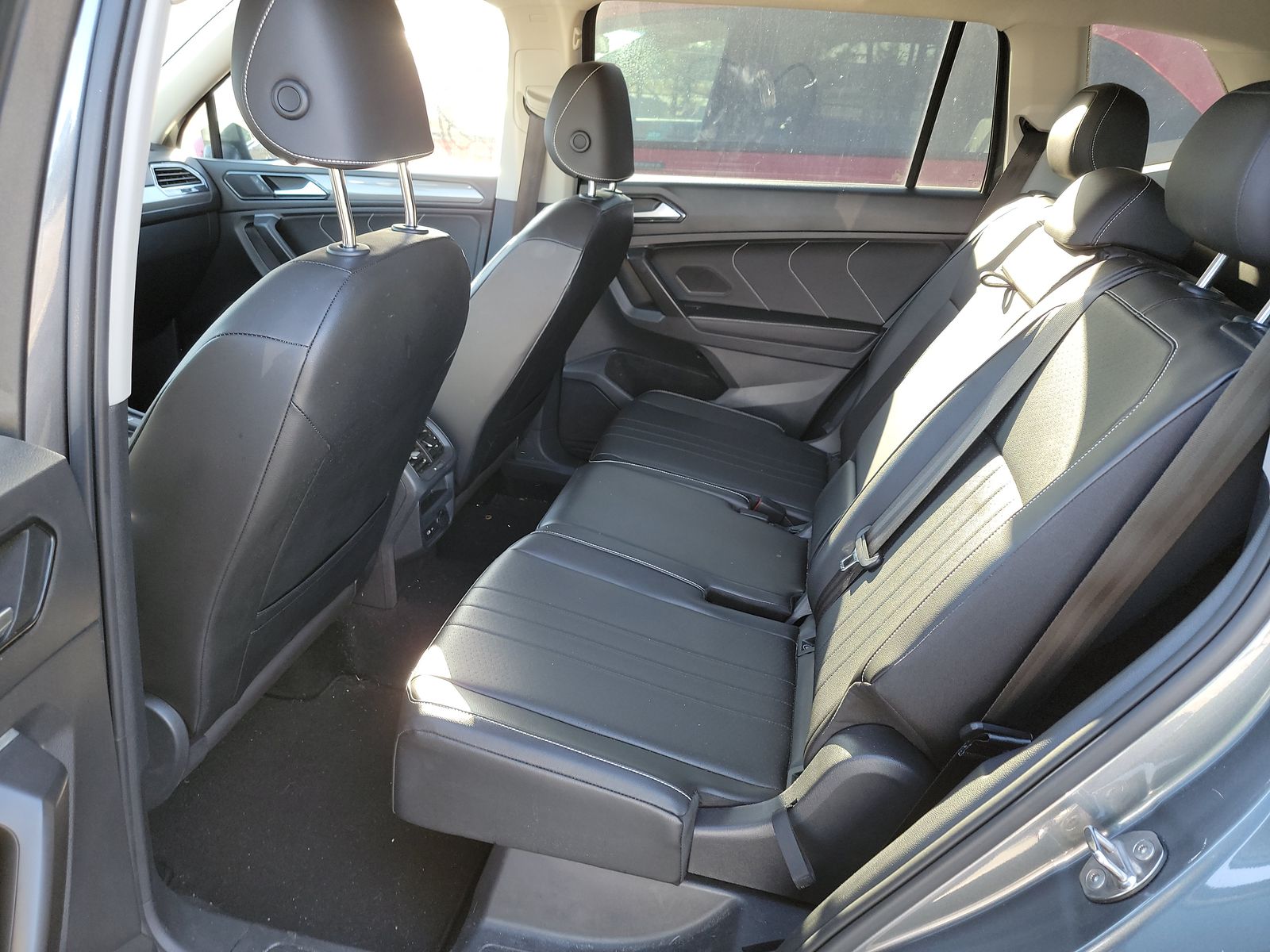 2022 Volkswagen Tiguan 2.0T SE FWD