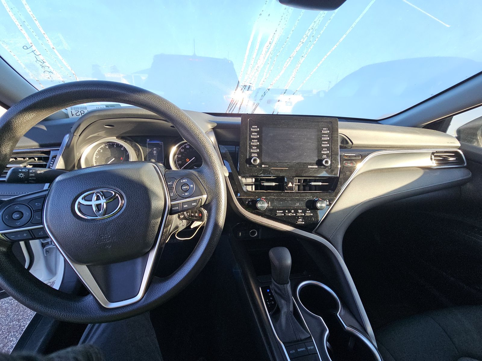 2024 Toyota Camry LE FWD