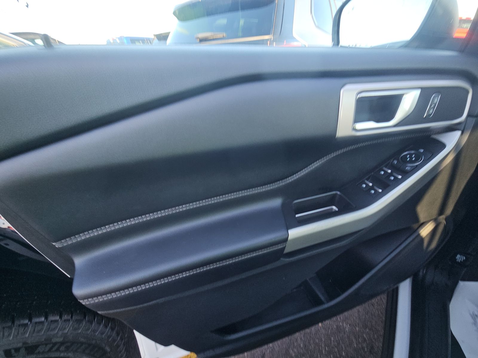 2022 Ford Explorer XLT AWD