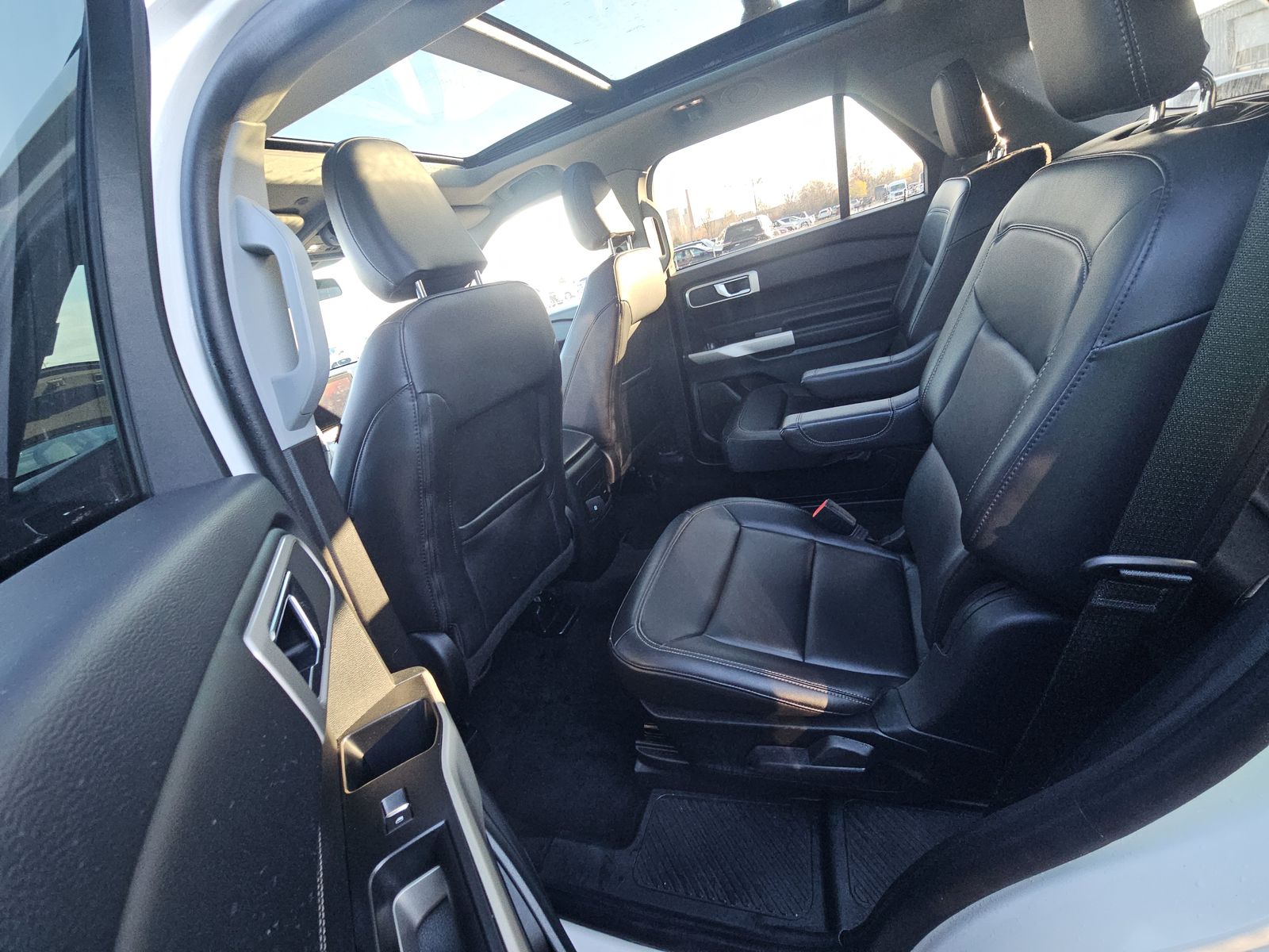 2022 Ford Explorer XLT AWD