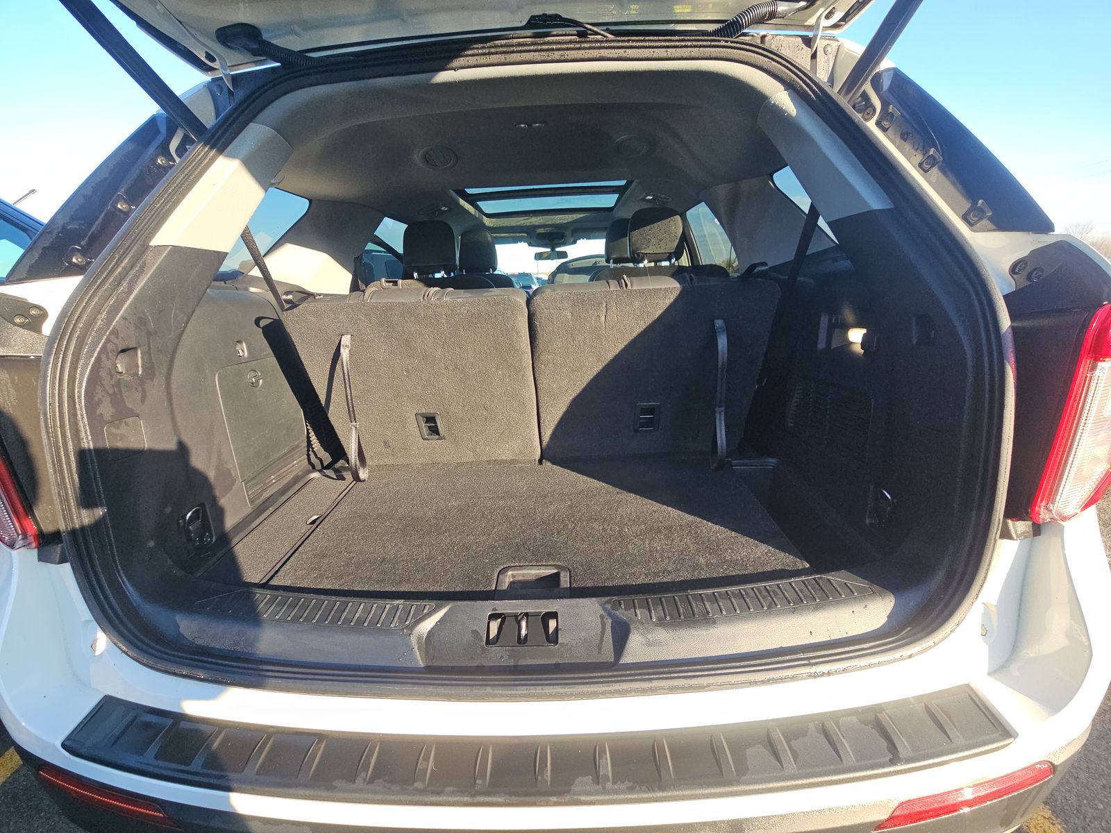 2022 Ford Explorer XLT AWD