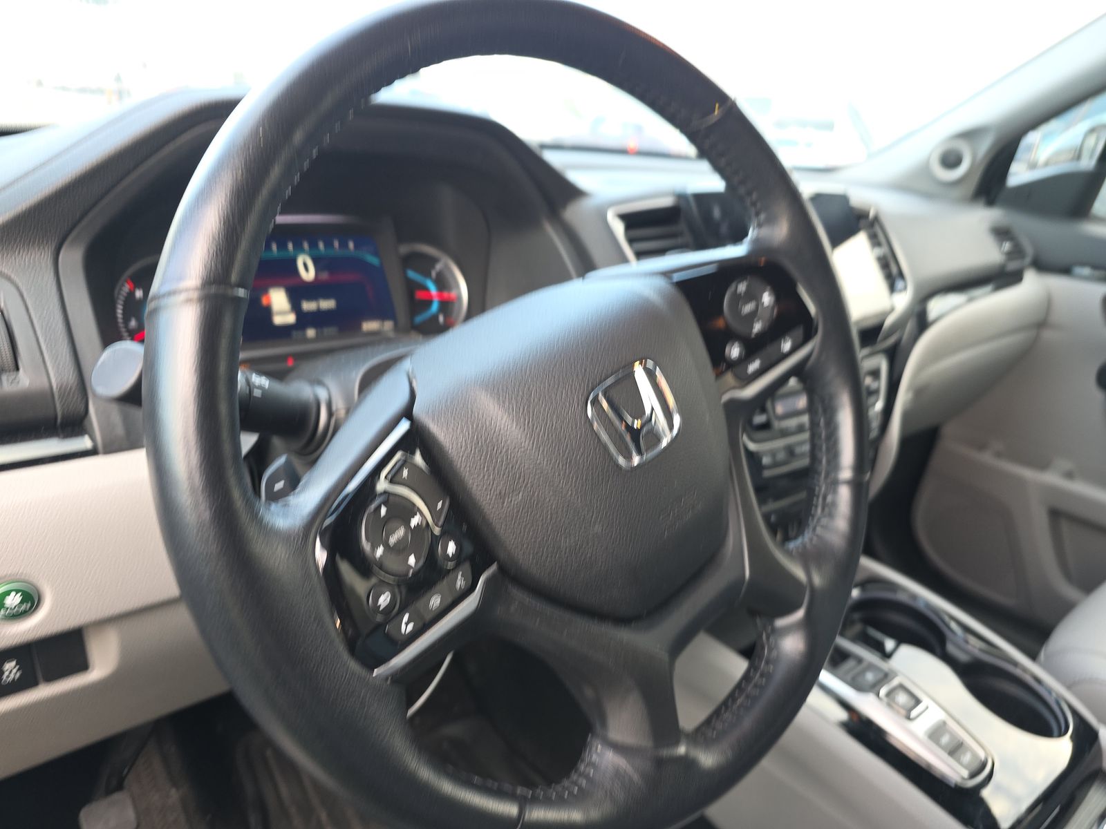 2022 Honda Pilot Touring FWD