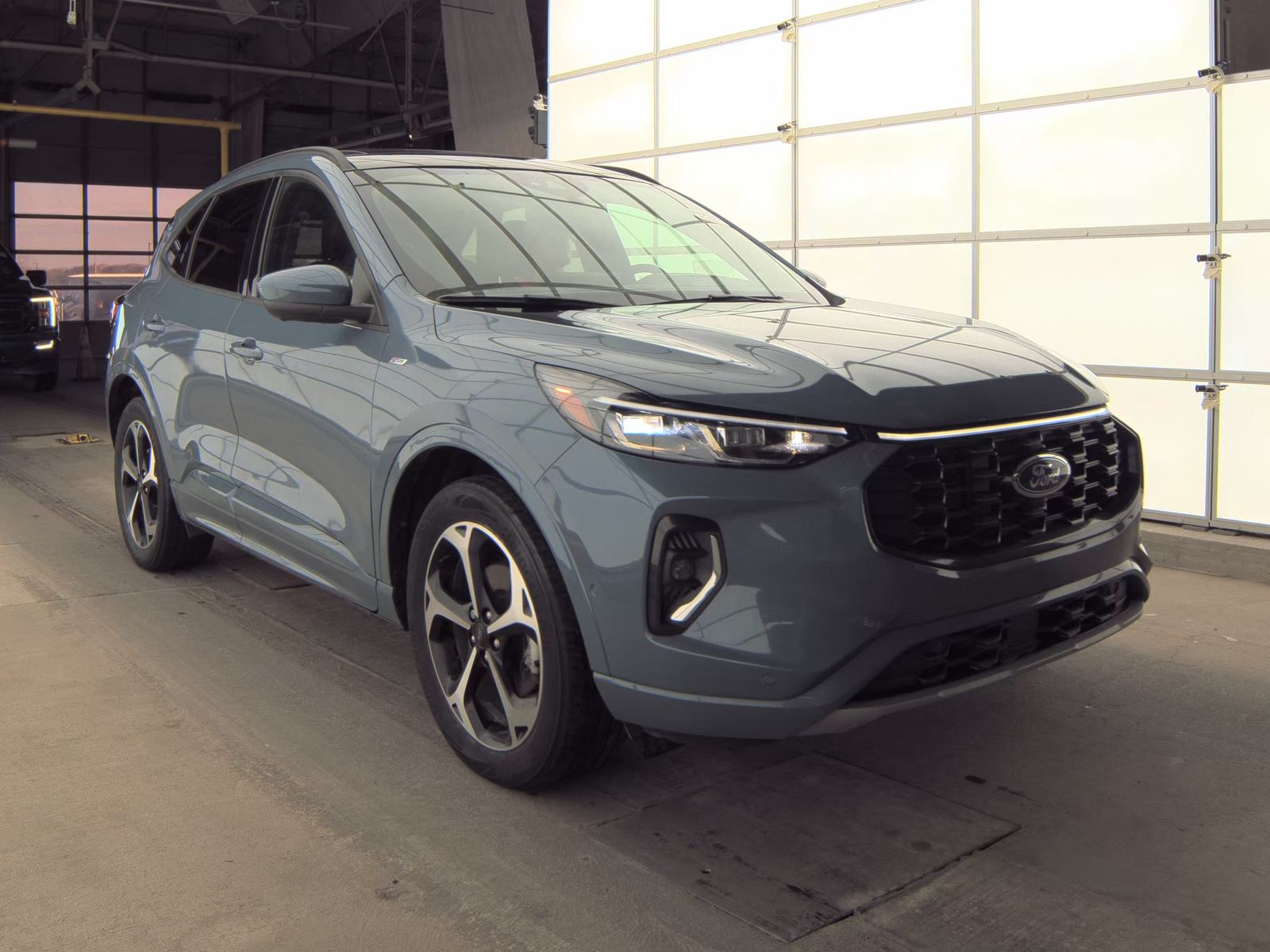 2023 Ford Escape ST-Line Elite AWD