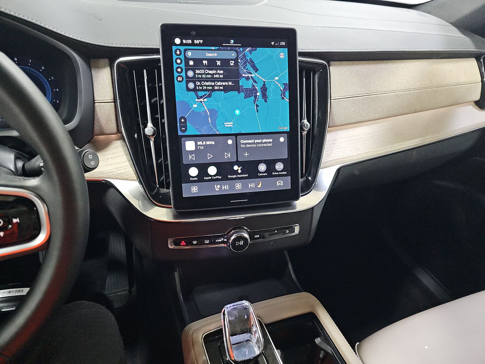 2025 Volvo XC90 B6 Plus AWD