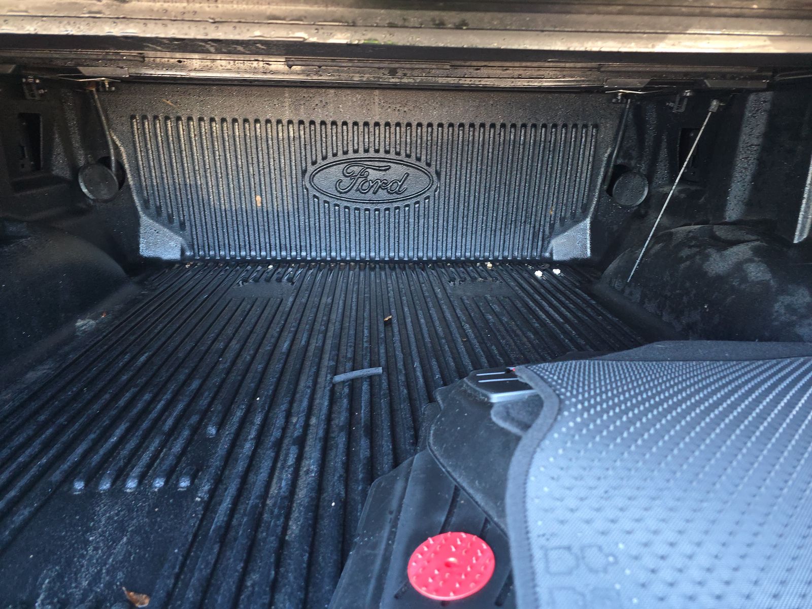 2023 Ford F-150 XLT RWD