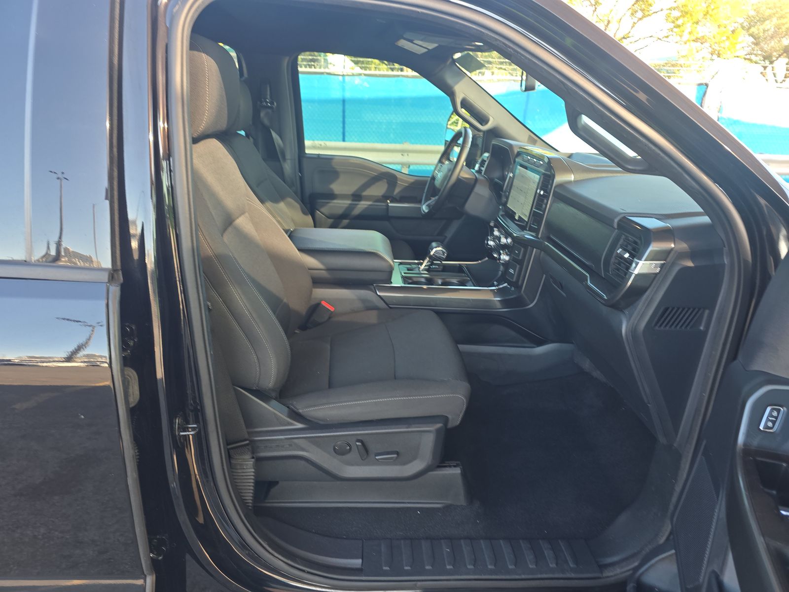 2023 Ford F-150 XLT RWD