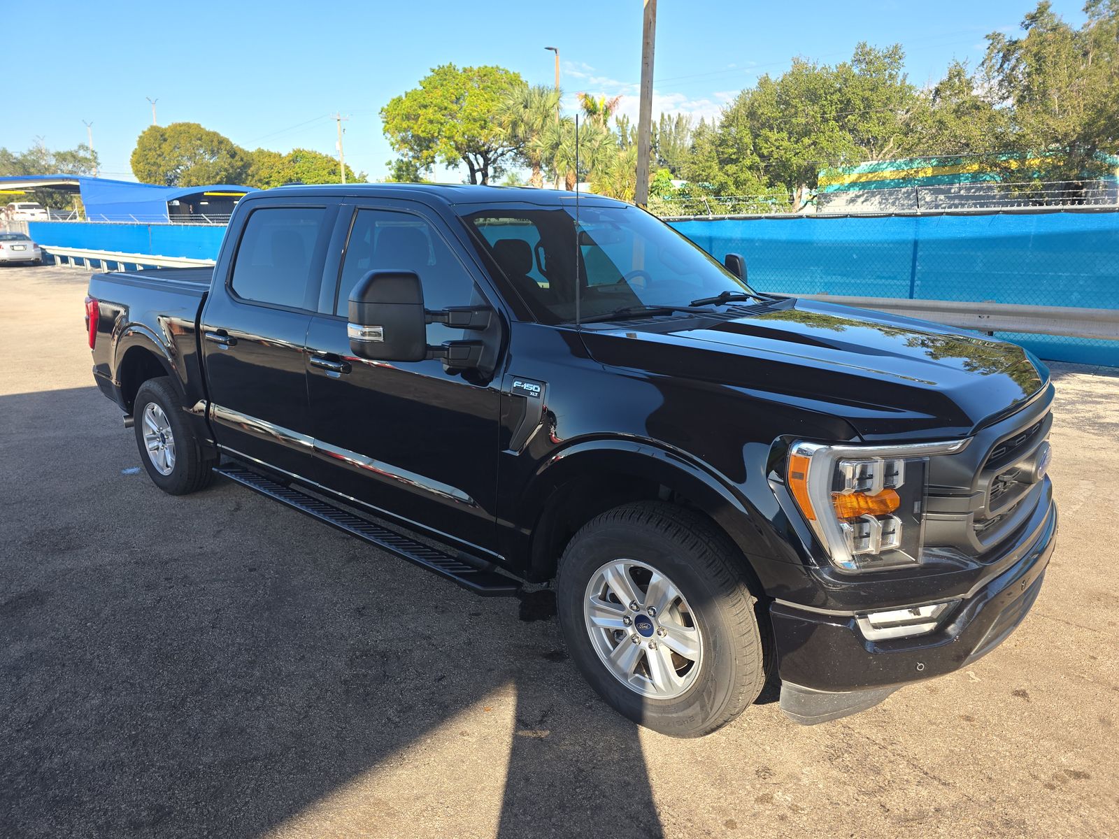 2023 Ford F-150 XLT RWD