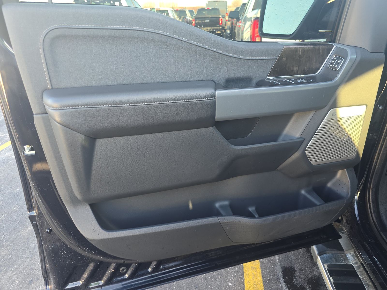 2023 Ford F-150 Lariat AWD