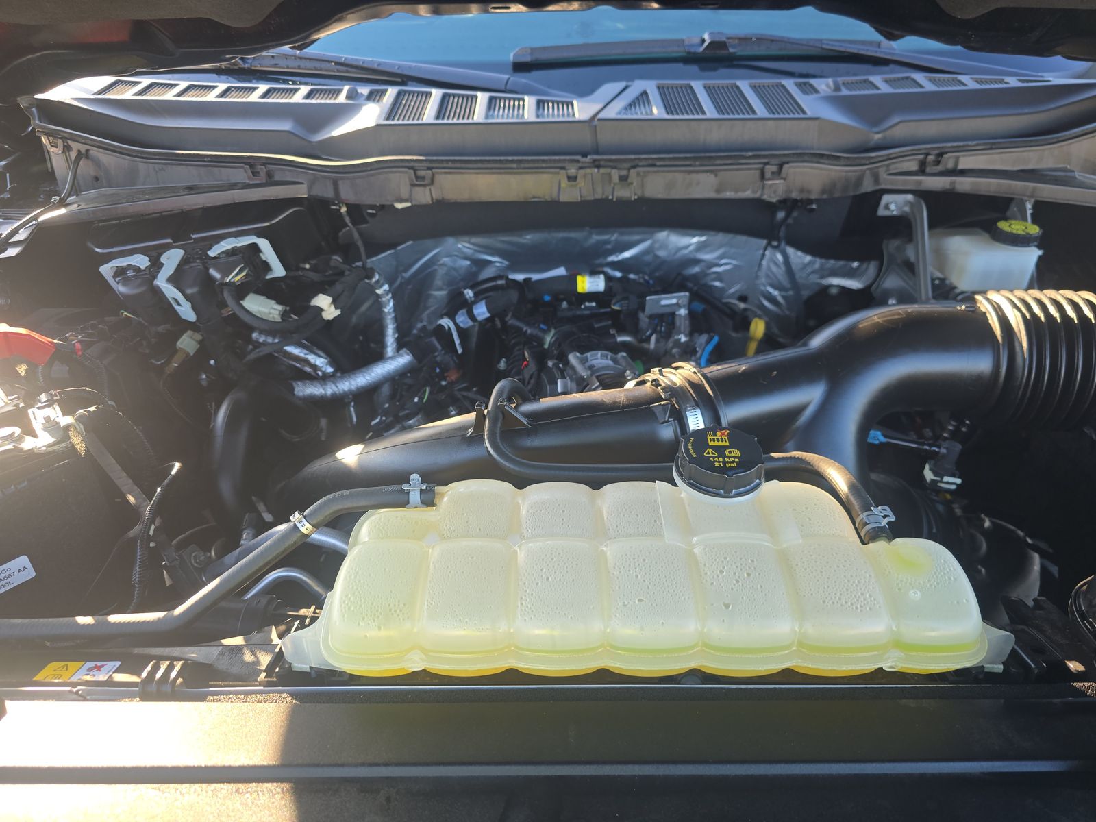 2023 Ford F-150 Lariat AWD