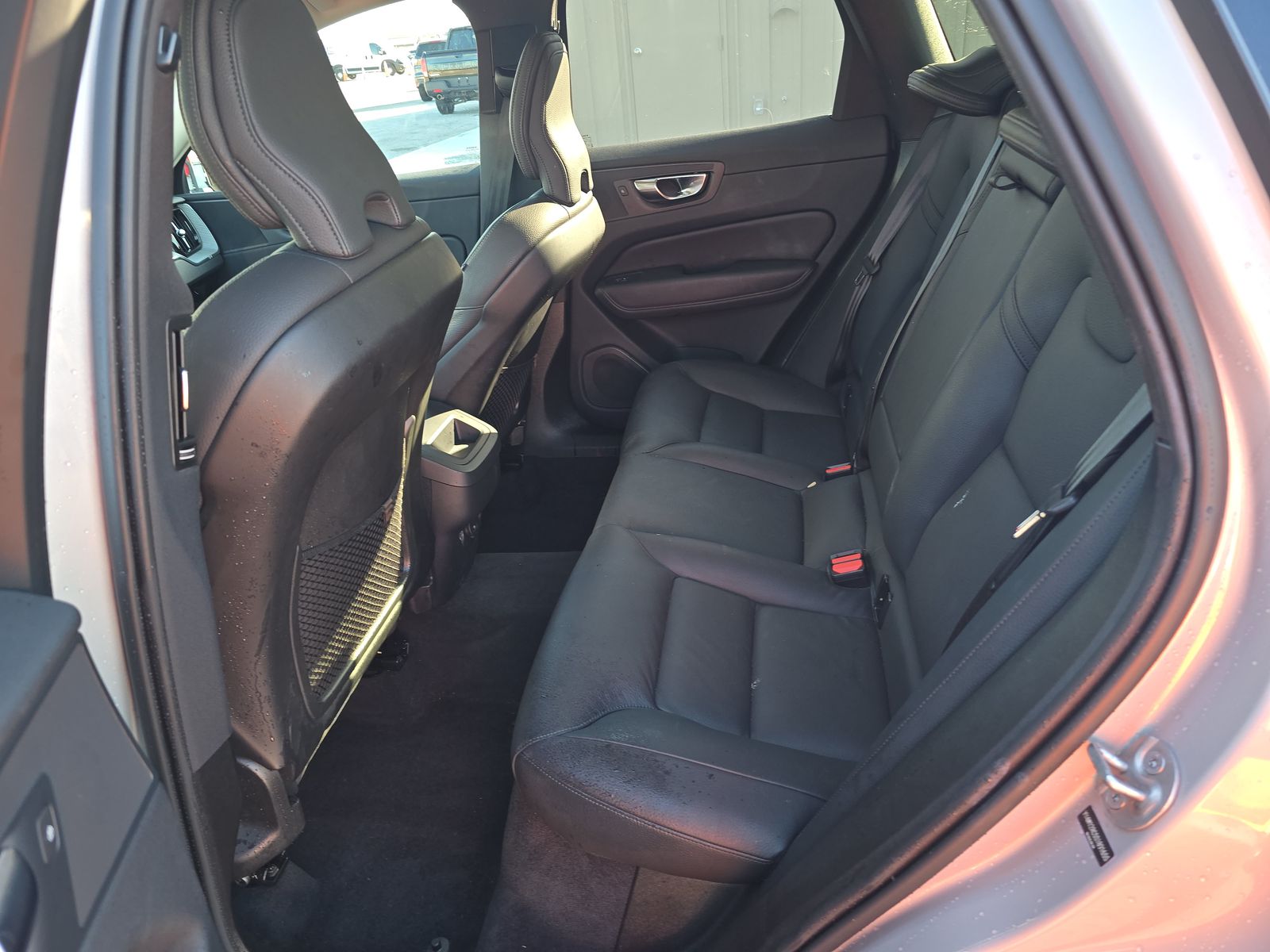 2025 Volvo XC60 B5 Plus AWD