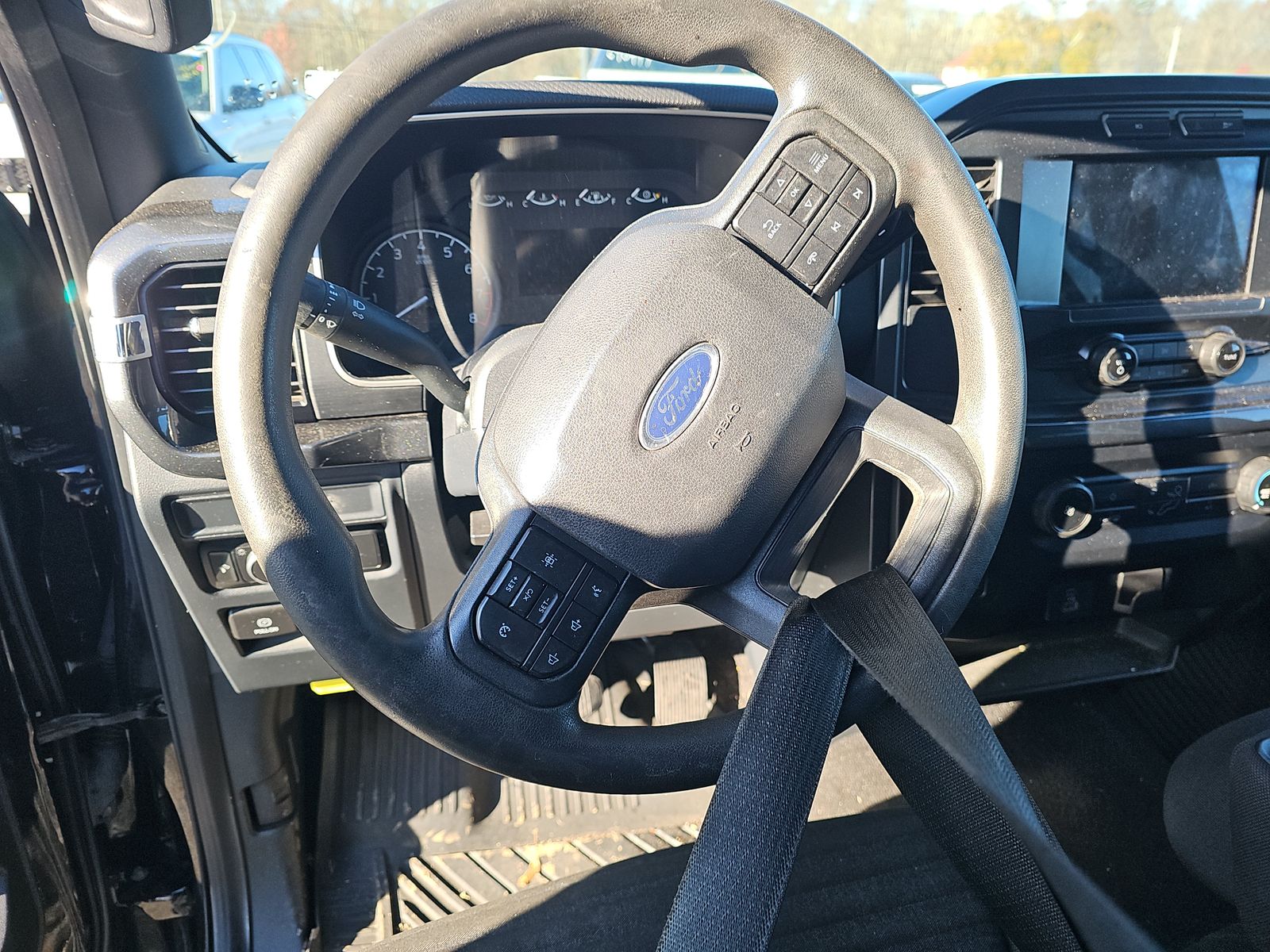 2022 Ford F-150 XL AWD