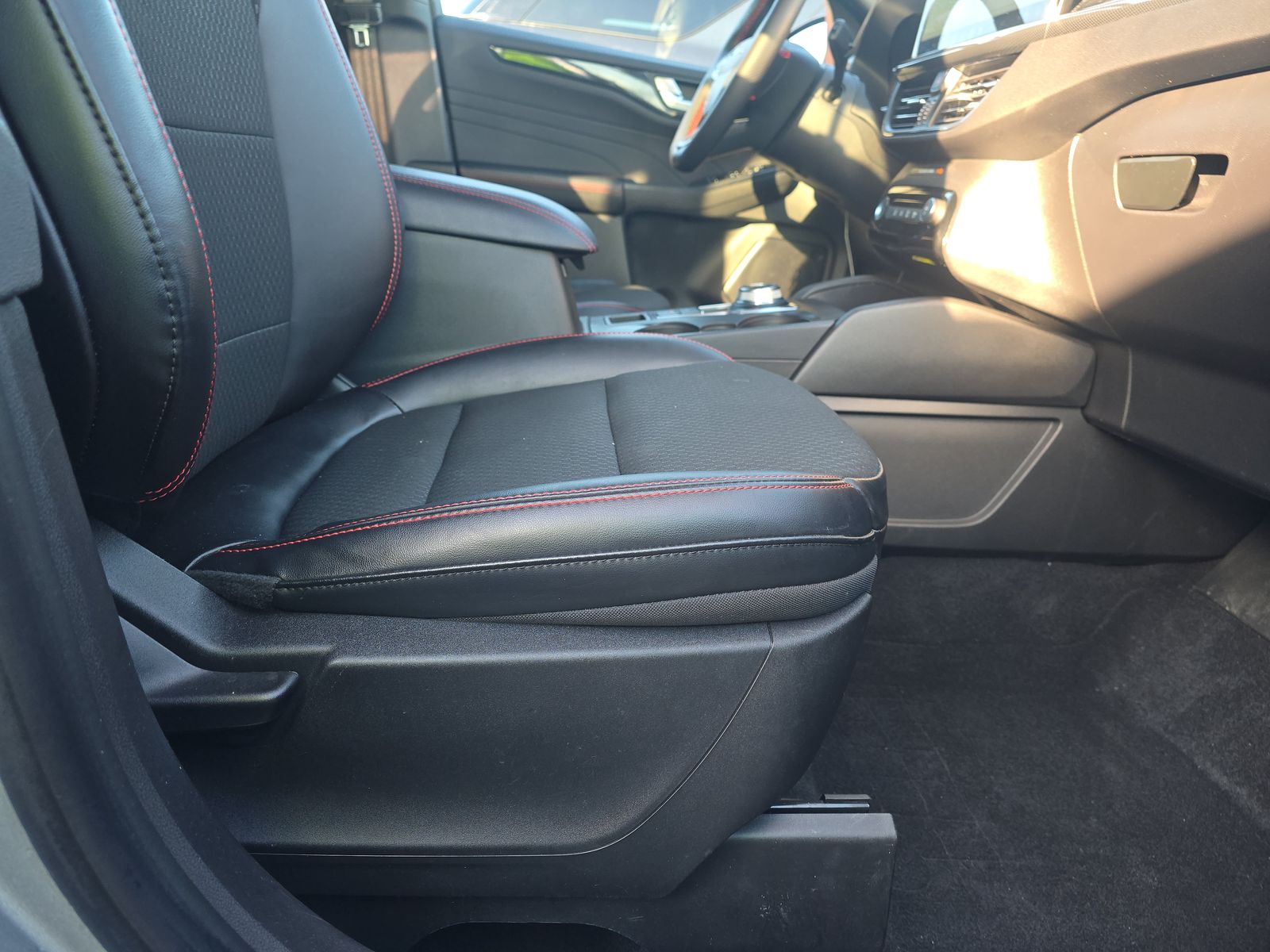 2023 Ford Escape ST-Line AWD