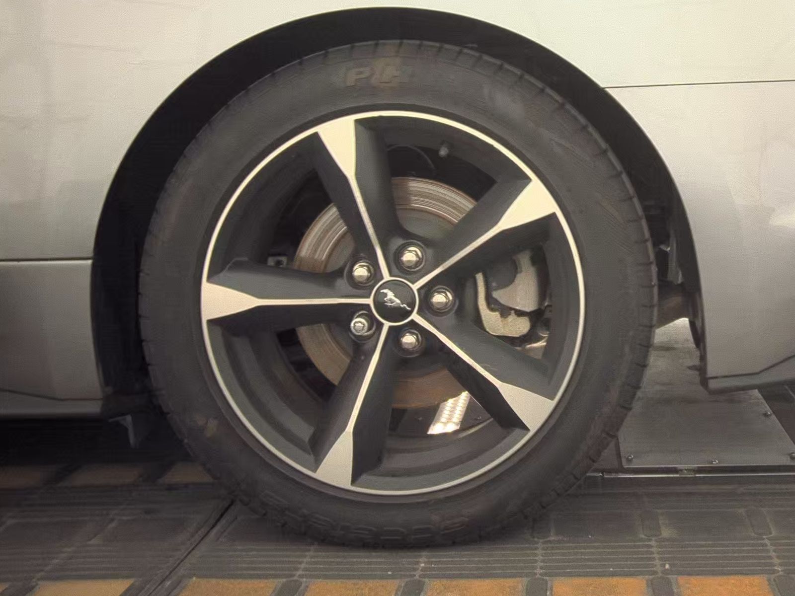 2023 Ford Mustang EcoBoost RWD