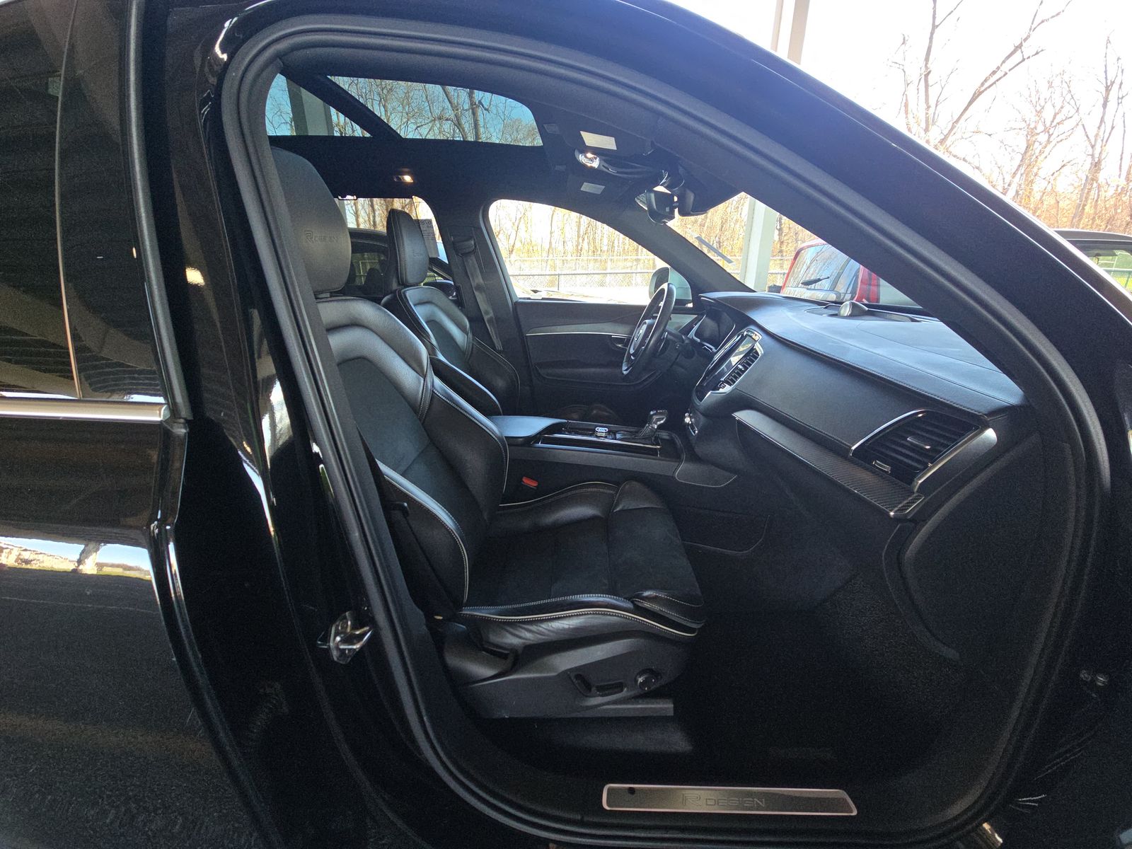 2019 Volvo XC90 T6 R-Design AWD