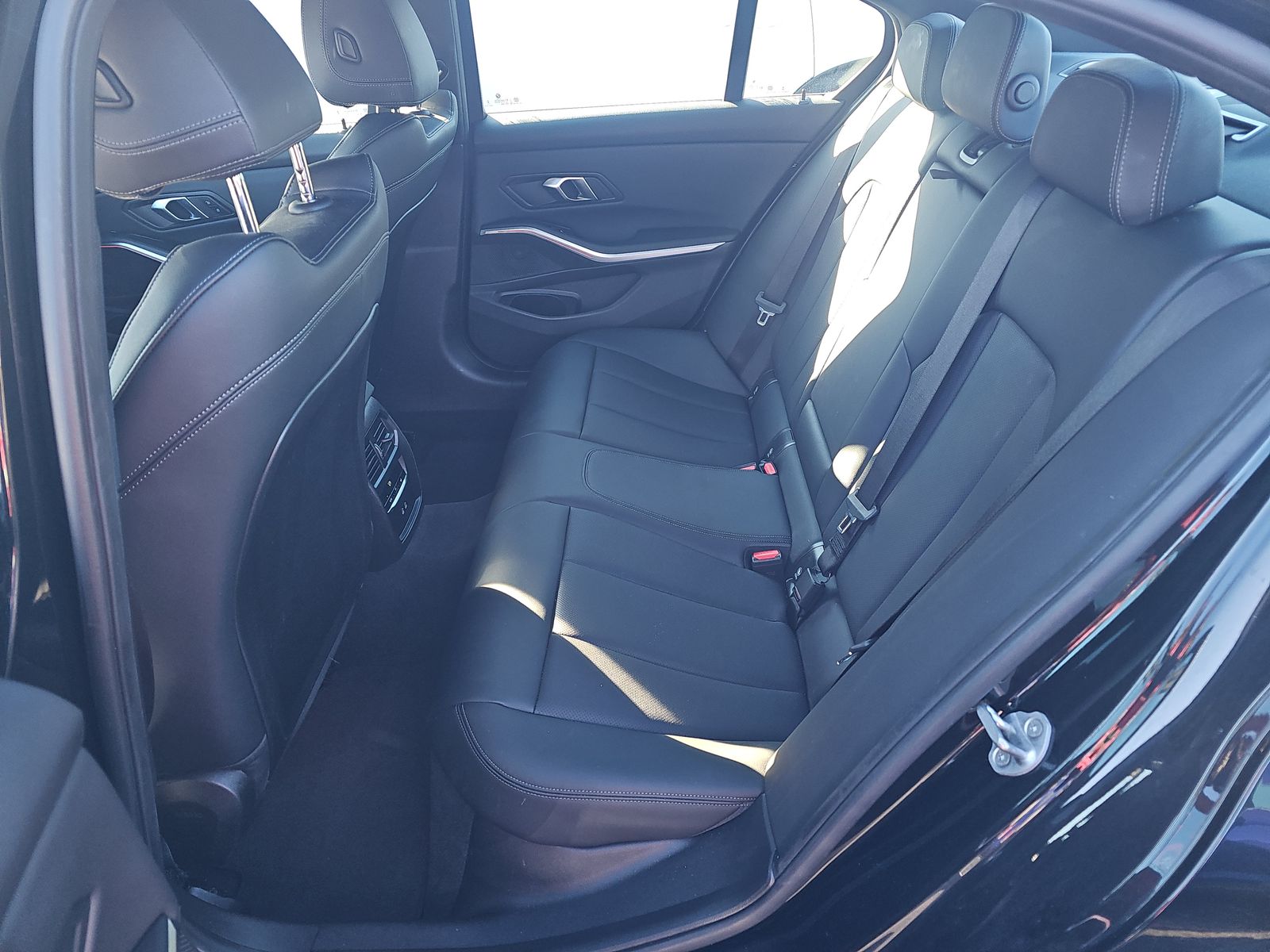 2024 BMW 3 Series 330i RWD