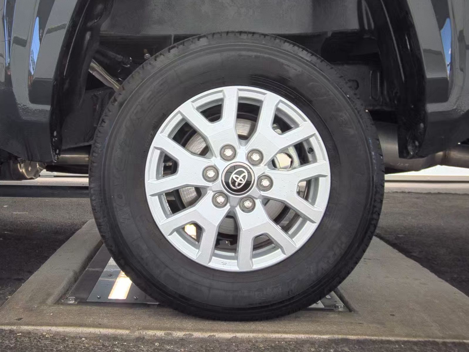 2025 Toyota Tacoma SR5 RWD