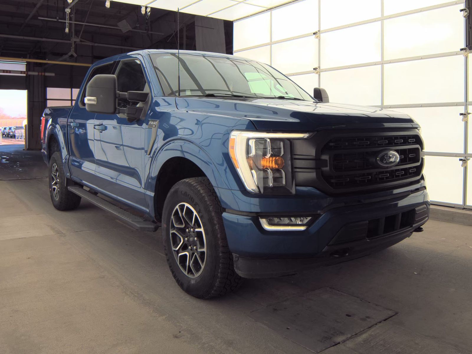 2023 Ford F-150 XLT AWD